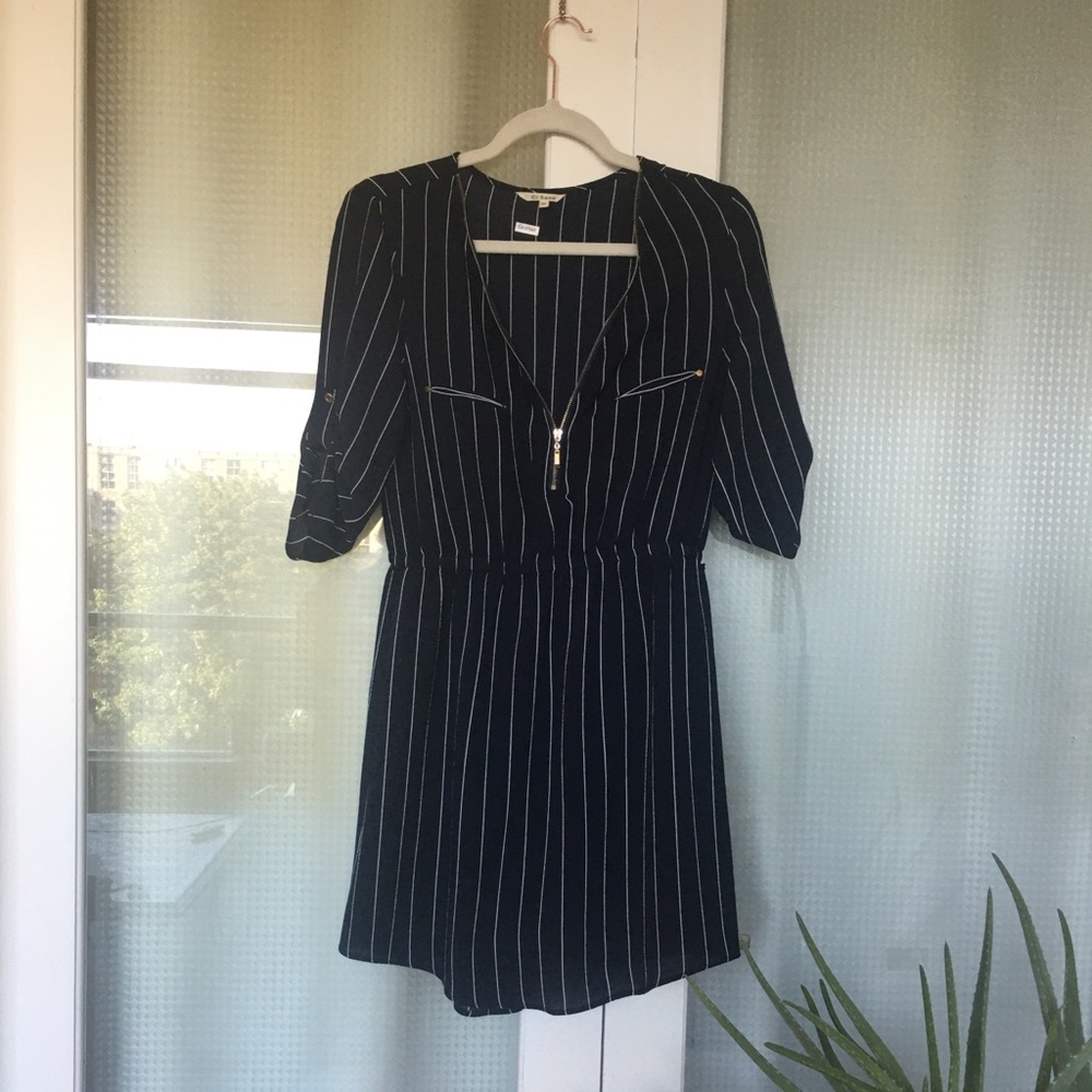 Striped quarter sleeved dress